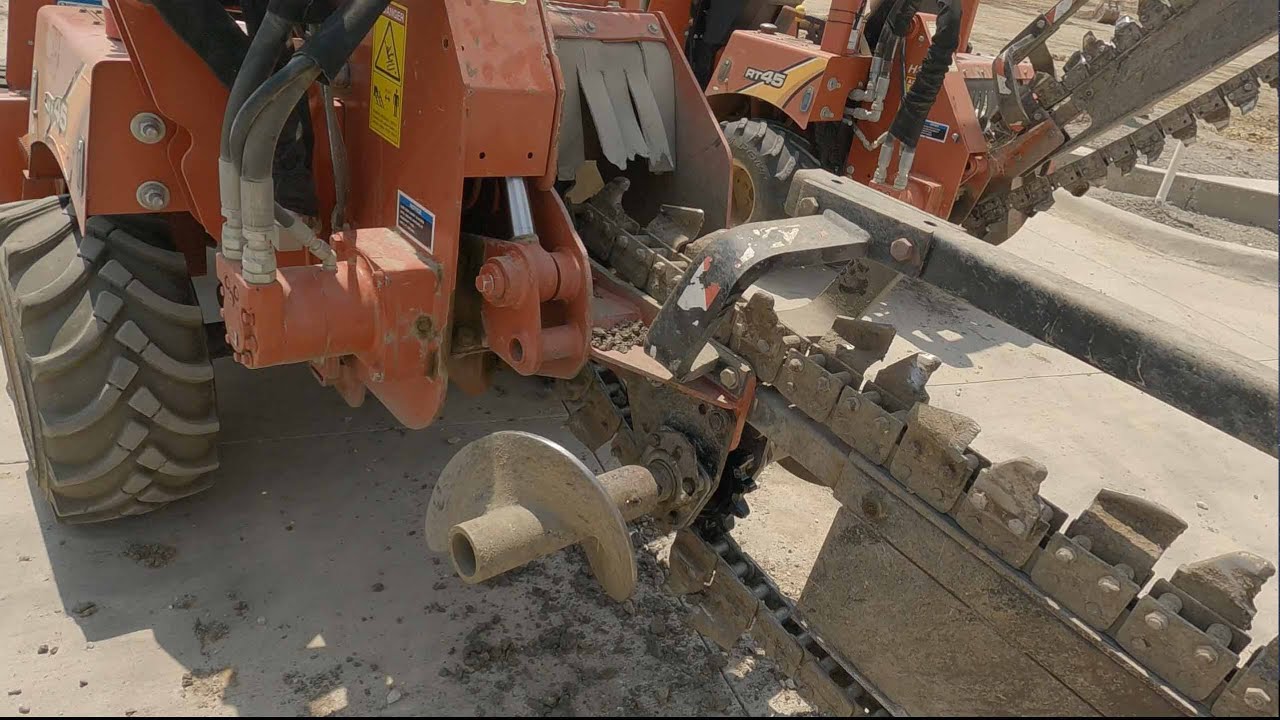 Ditch Witch Rt45 Auger repair
