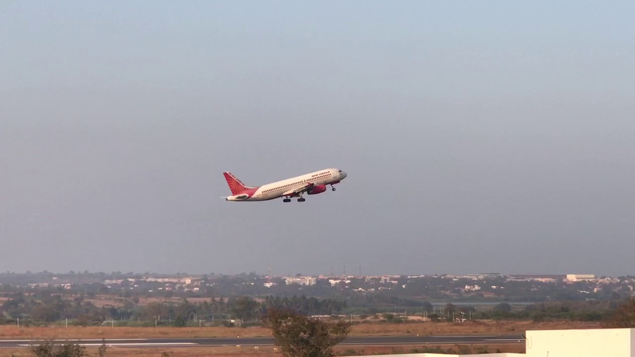 AirIndia Airbus A320 take off from Hubballi Airport