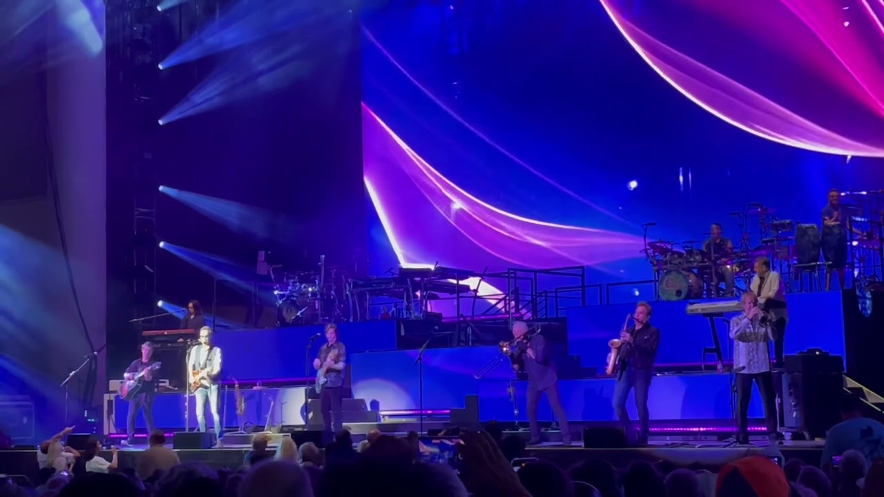 Chicago performs “If You Leave Me Now” at Ruoff. Fishers, IN. 7/20/2024. 