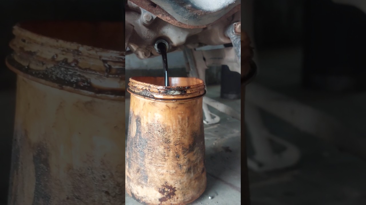 activa 4G Oil Drain | Activa Oil Change | Oil Drain | Drain Oil | Scooty Oil Change #shorts #agra