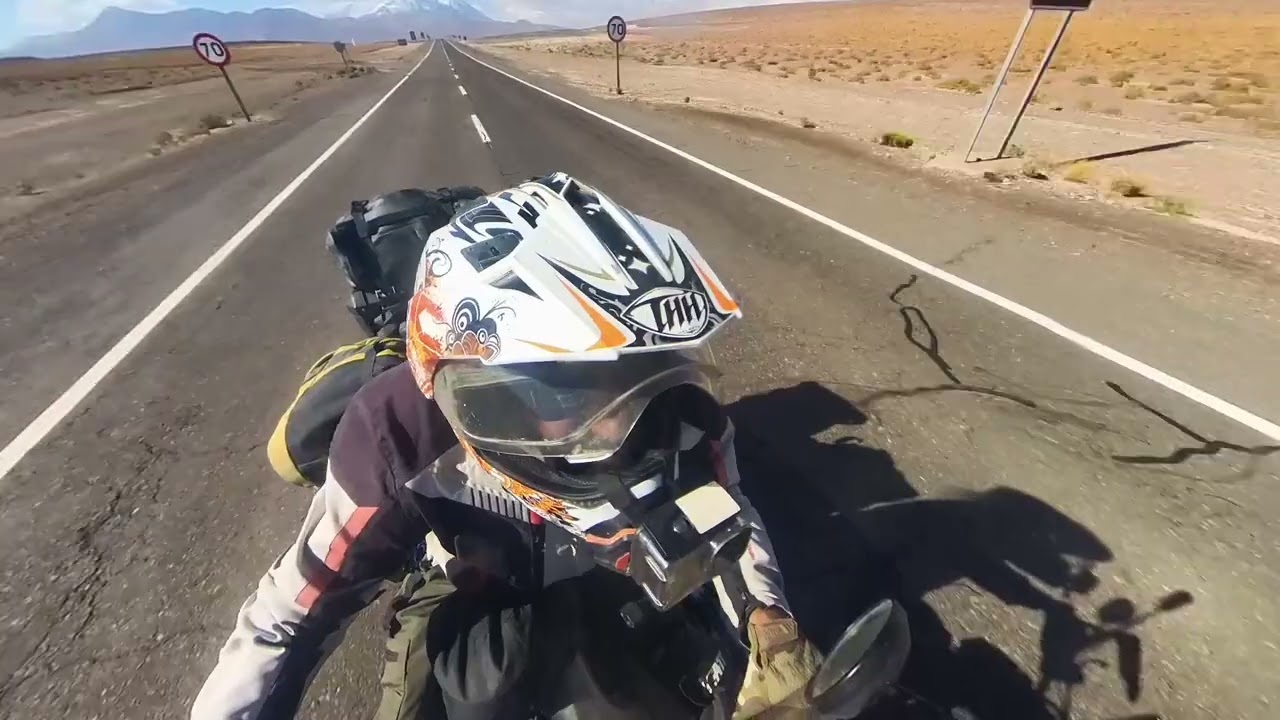 Bolivia to Chile on a motorcycle - from Uyuni to Chiu-Chiu 45