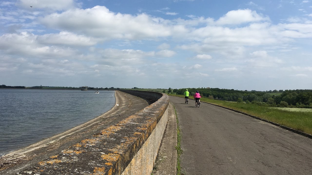 Cycle from Grafham Water Club Campsite | Caravan and Motorhome Club