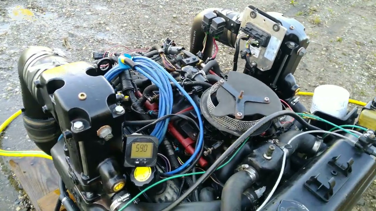 Mercruiser 350 MAG MPI first running after rebuilding.