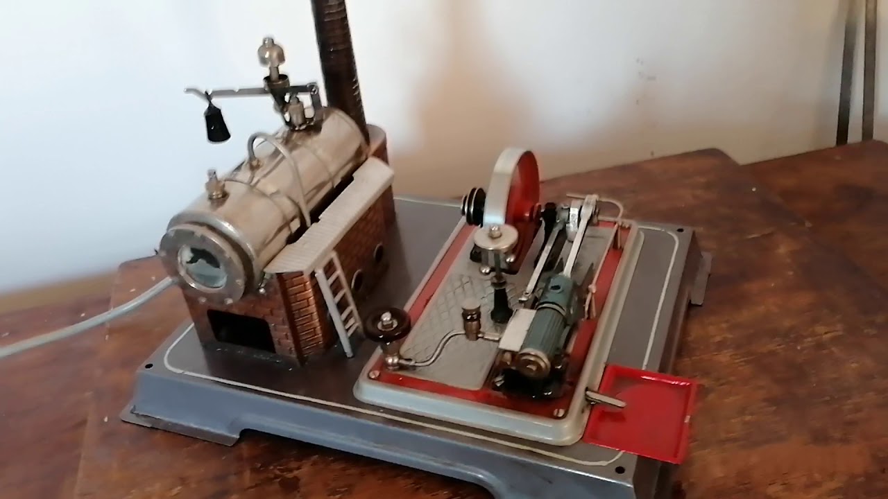 Vintage Model Wilesco D16el Stationary Toy Steam Engine demo