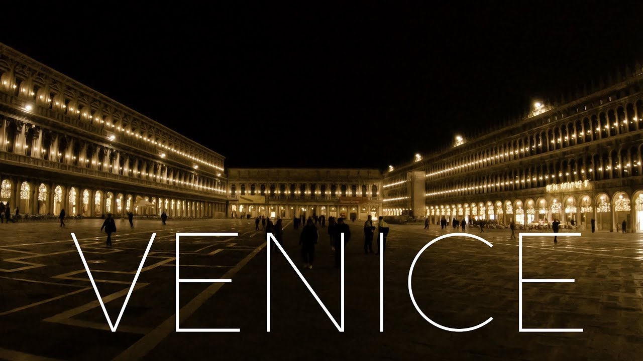 Venice, Italy Christmas Lights - A Walking Tour in 4K
