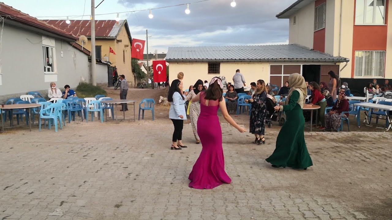 ŞARKİKARAAĞAÇ ÇELTEK KÖYÜ