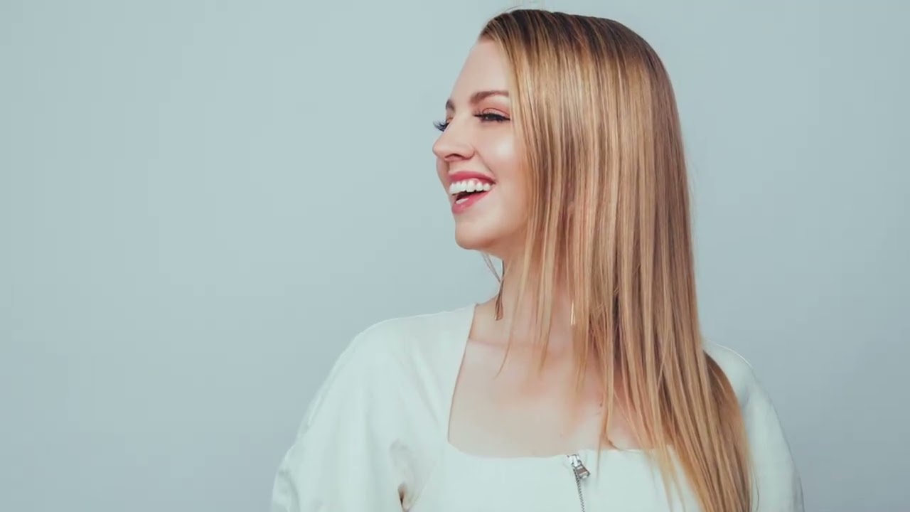 Aubrey Johnson presents 'The Lively Air'