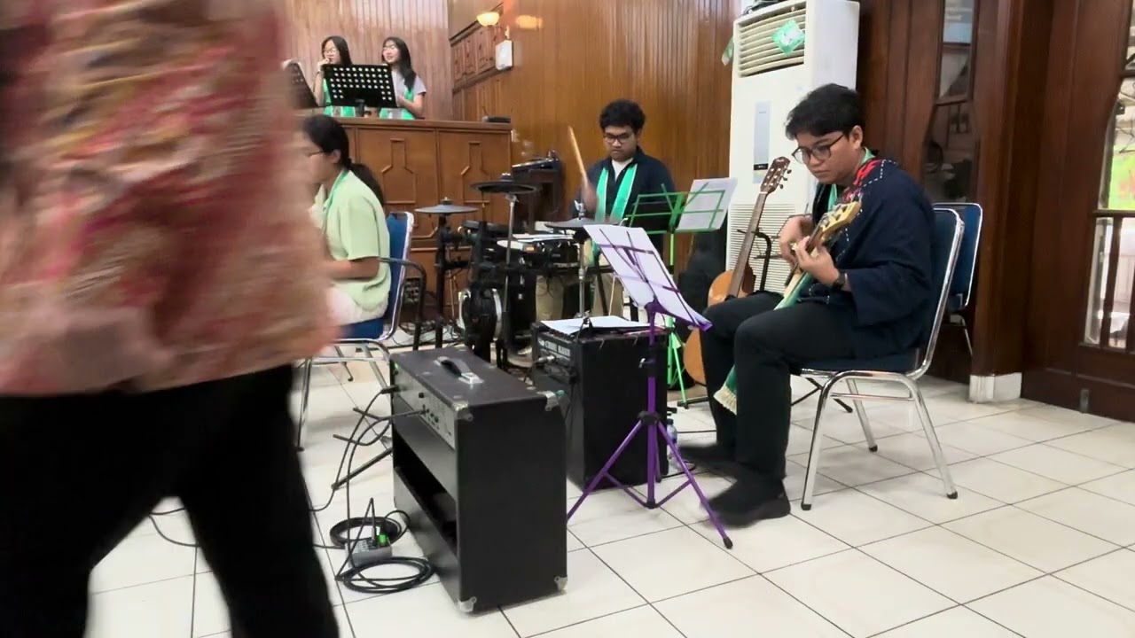 “Bersukacitalah” (Band duA Rumah Musik GKJ Eben-Haezer)
