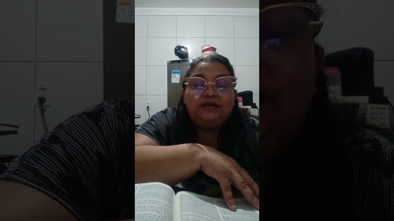 #Madrugada com Deus# de ouvido a voz do senhor não endureça o seu coração 