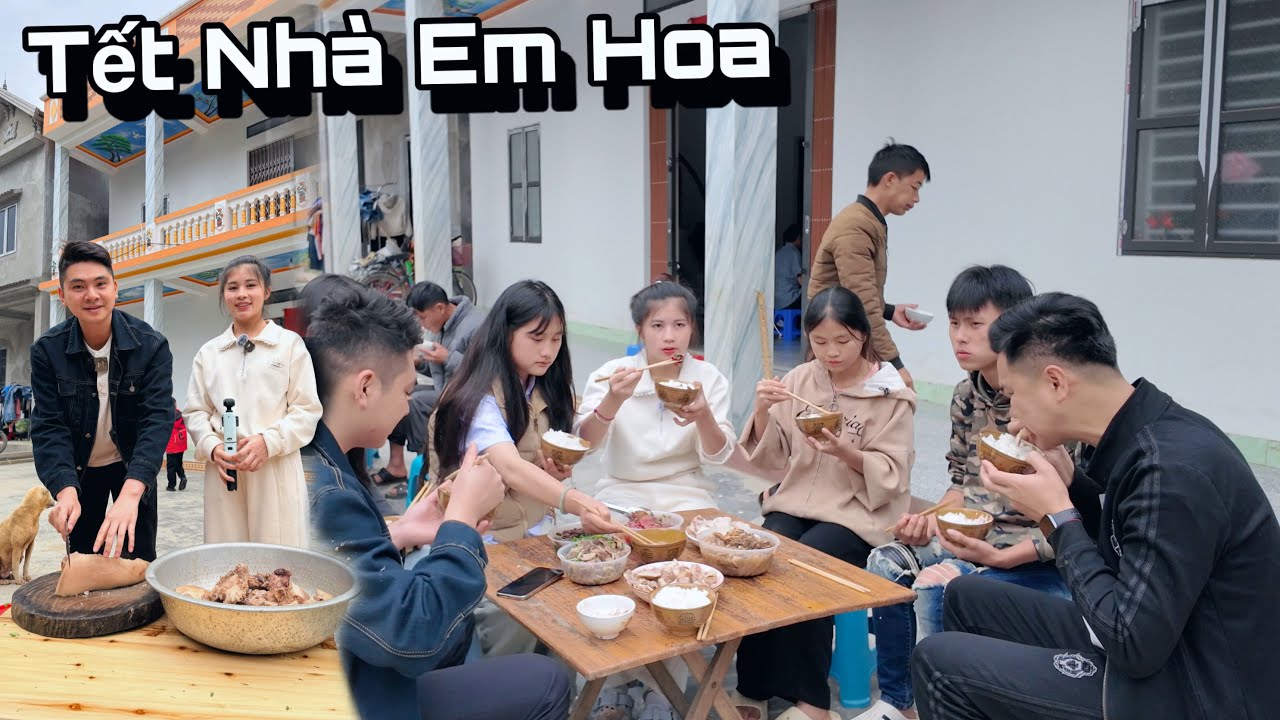 Nhà Em Hoa Thịt Con Lợn 120kg Mời Cả Xóm Tới Ăn Tết, Em Hoa Giờ Đã Khác Rất Nhiều...!