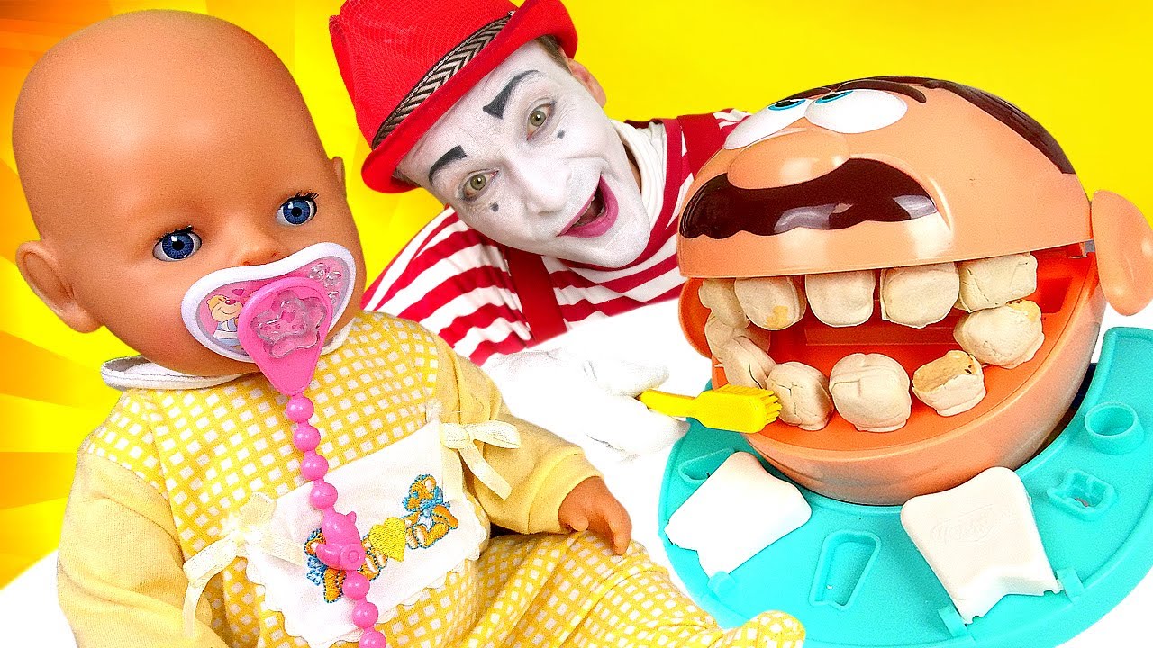 Видео с куклами - БЕБИ БОН и Мистер Зубастик чистят зубы! Игры для детей. Новые мультики с baby bon