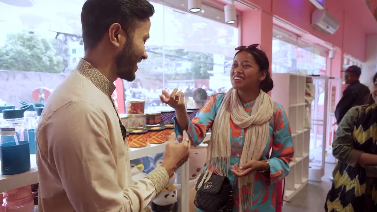 Magic at Lalbag Kella | Jadoo in Miniso