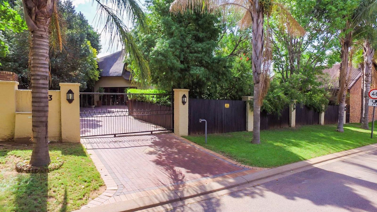 3 Bedroom House for sale in Gauteng | Johannesburg | Fourways Sunninghill And Lonehill  |