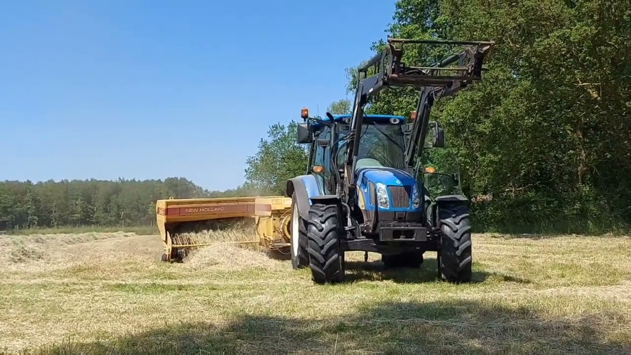 New Holland T5040  - New Holland 945