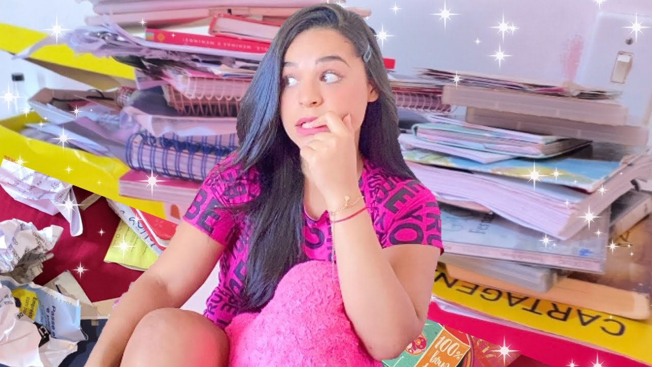 FIZ UM DESTRALHE NAS MINHAS AGENDAS E MATERIAL ANTIGO!!!