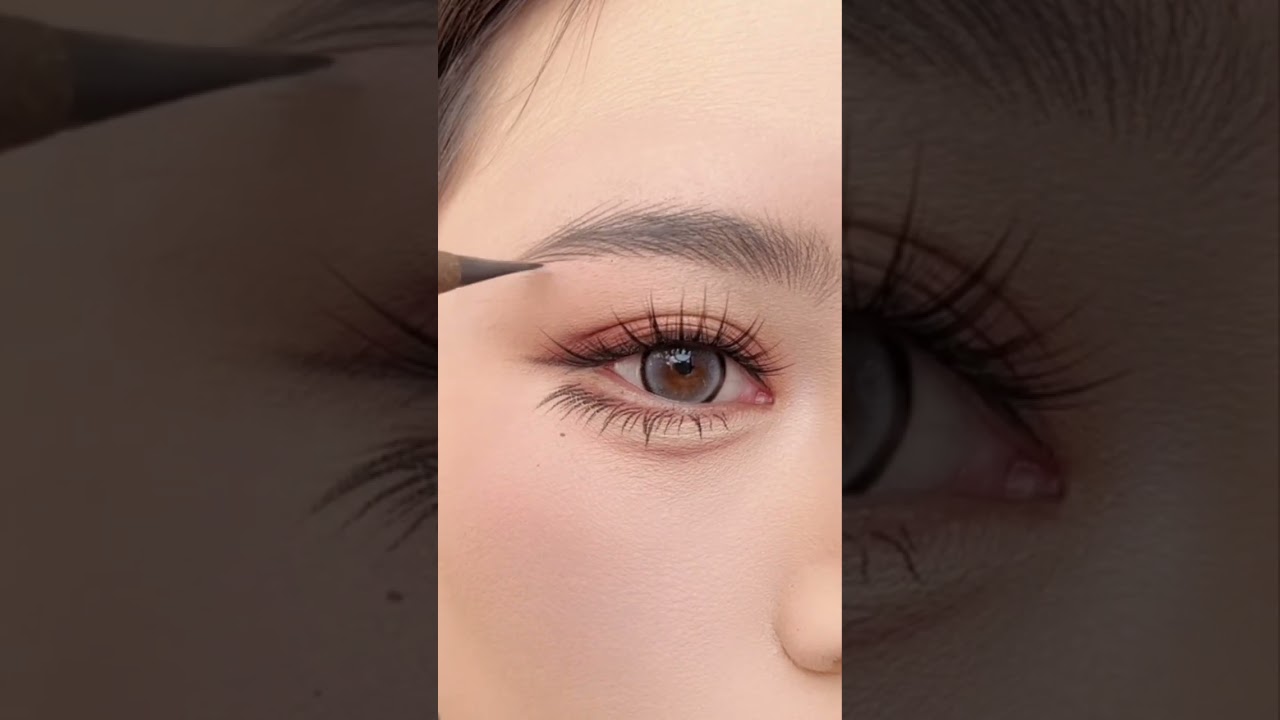 Soft Defined Brows: Easy Pencil Technique for a Flawless Arch