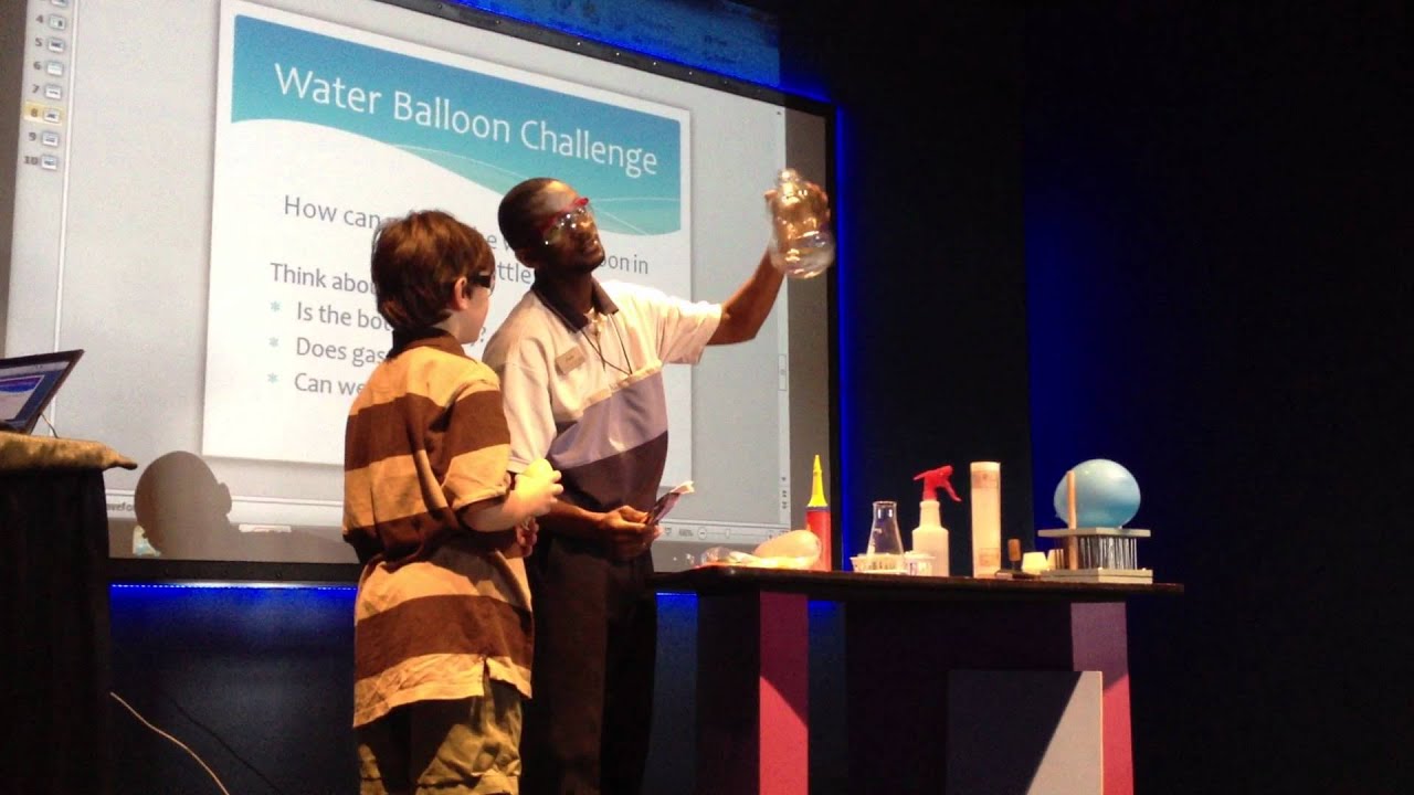 Nashville Fun For Families   Adventure Science   balloon show 1