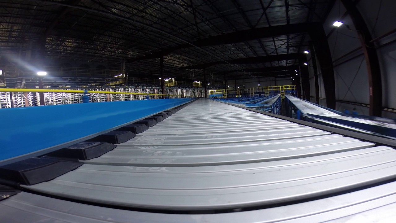 Box Rides Conveyor