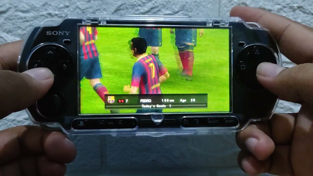 PRO EVOLUTION SOCCER 2014😱PSP 3006 GAMEPLAY POV‼️