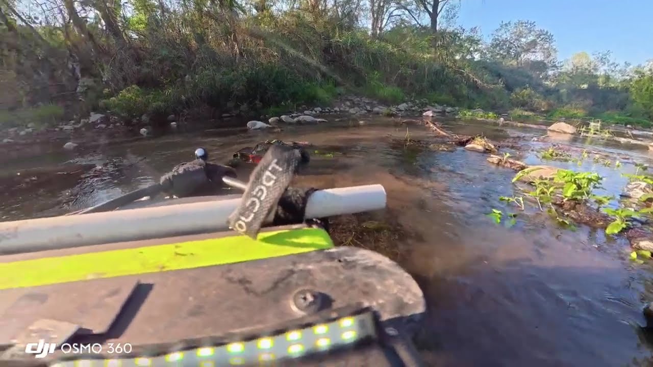 Paseo osmo360 dji & axial scx6 honcho en rio. #axial #rccar #scx6 #honcho #4x4 f#fpv #360 