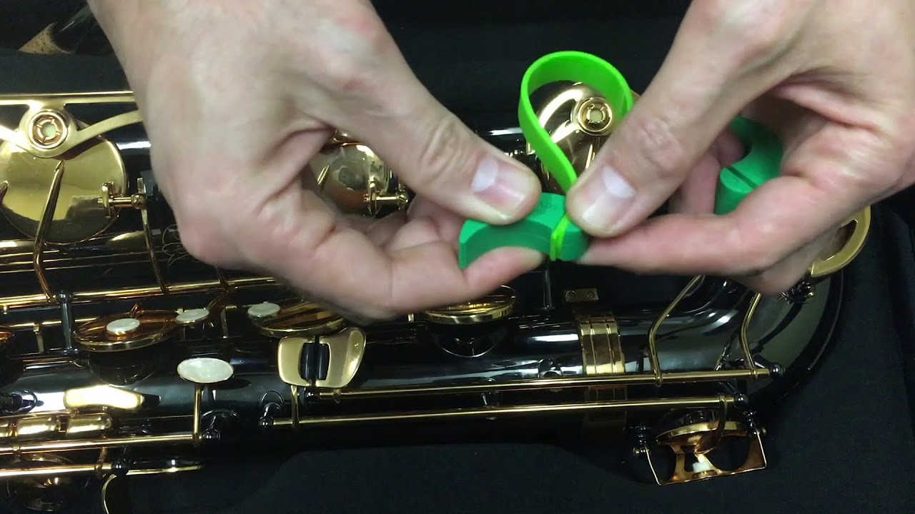 Taishan Bari Sax using Key Leaves sax key props to stop sticky G# sax pad