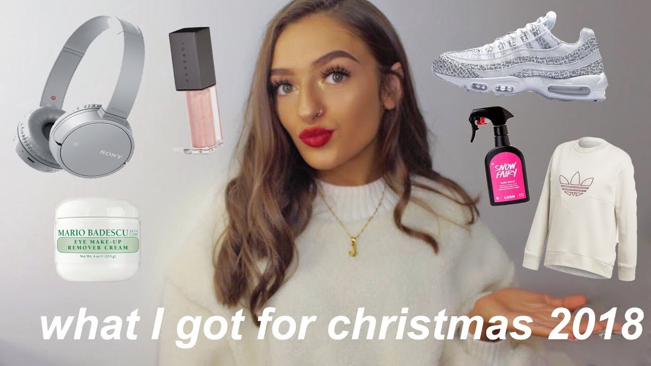 WHAT I GOT FOR CHRISTMAS 2018 | AMY MENZIES