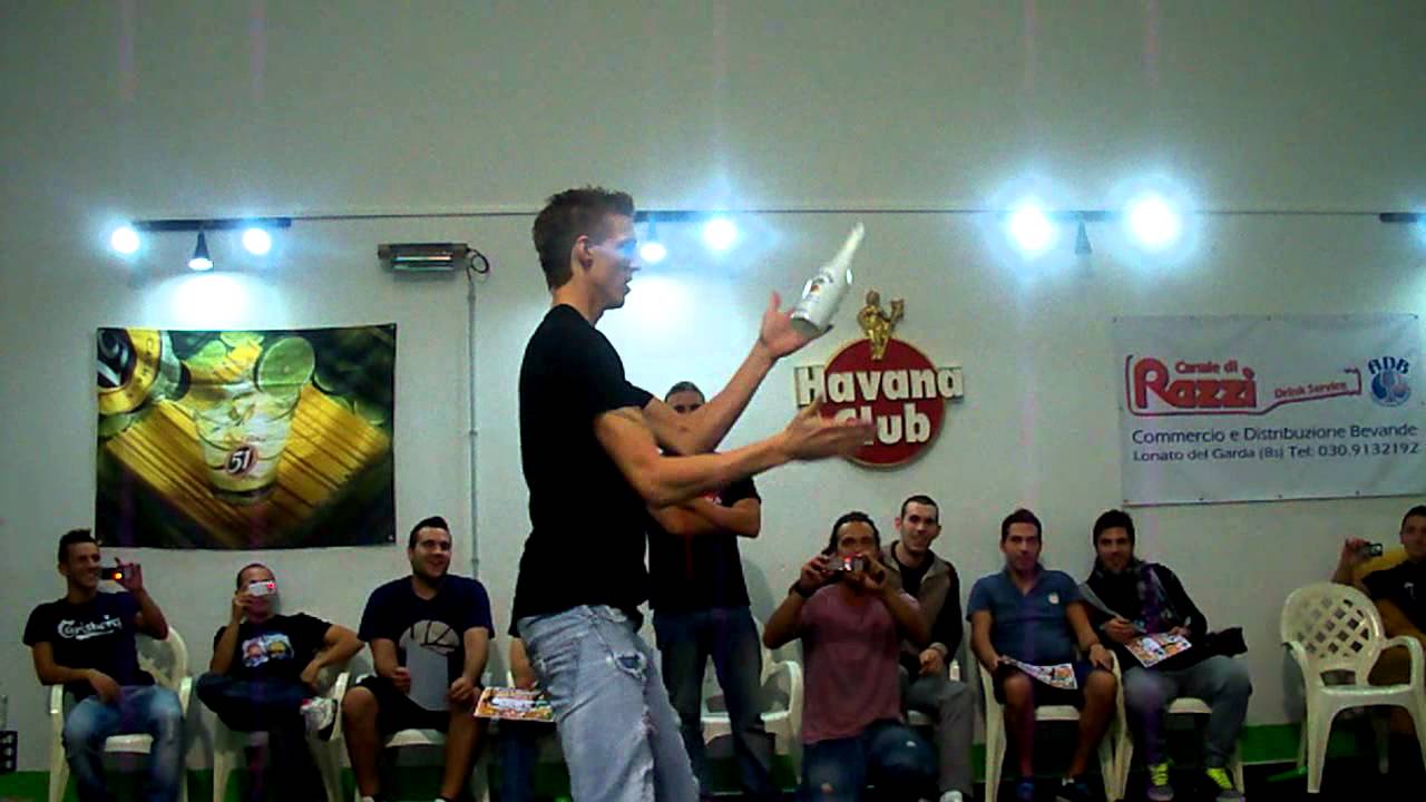Dario doimo vs Marco canova.. flair masterclass 2010 @ FBC