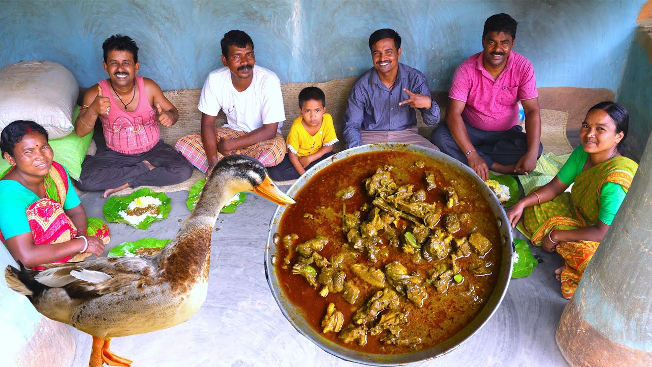 Cooking duck curry in tribe village | সাঁওতালি গ্রামে সবাই মিলে হাঁসের মাংস রান্না করে খাওয়া