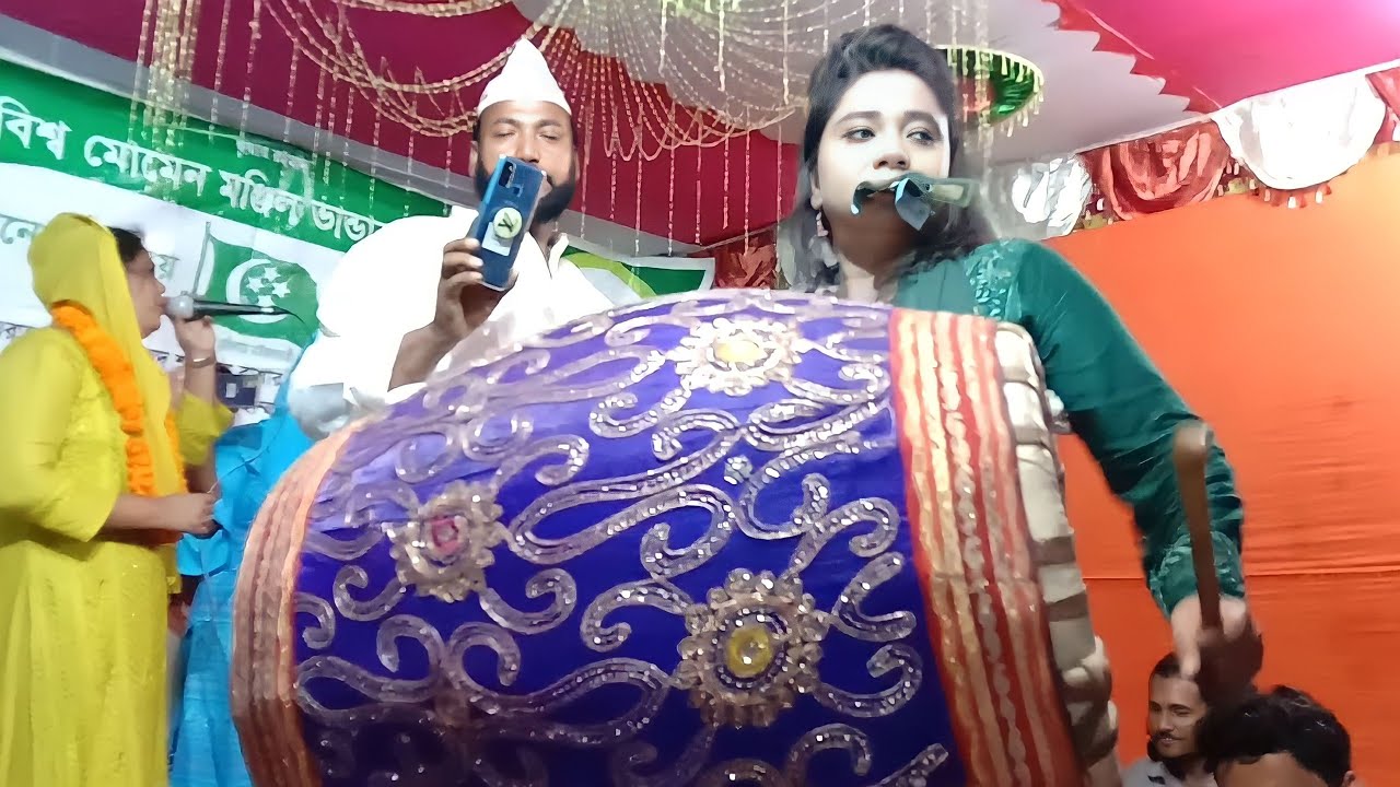 আবারো স্টেজ কাপালো অসাধারণ মেয়ে ঢুলি | ঢোল বাজিয়ে দর্শকের মন জয় করল | ঢুলি মুক্তা সরকার |