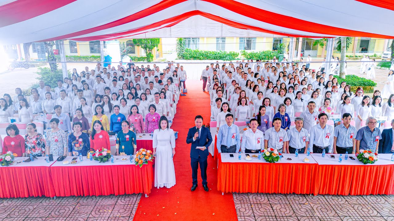 HỘI NGỘ 20 NĂM CỰU HỌC SINH NIÊN KHÓA 2002–2005 TRƯỜNG THPT BÁN CÔNG BUÔN MA THUỘT