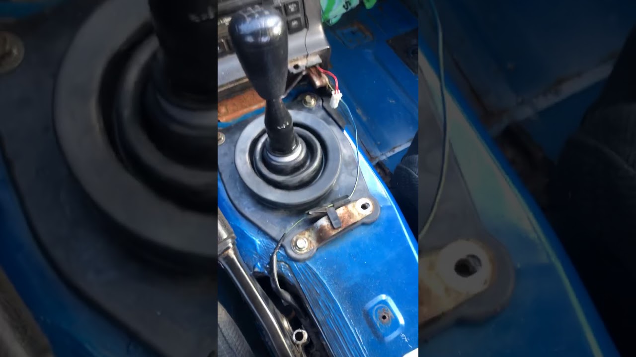 Terrible sound quality of gear grinding noise