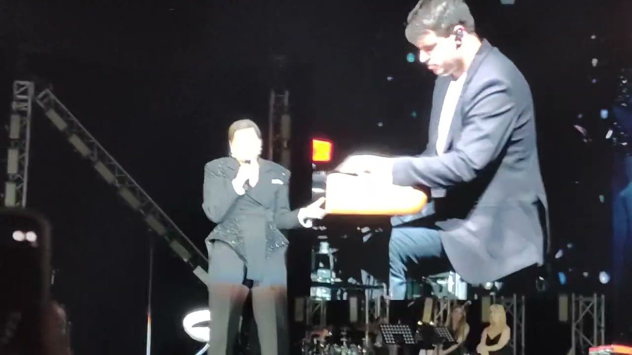 Nina Badrić-Poljubi me-Live in Belgrade 2025