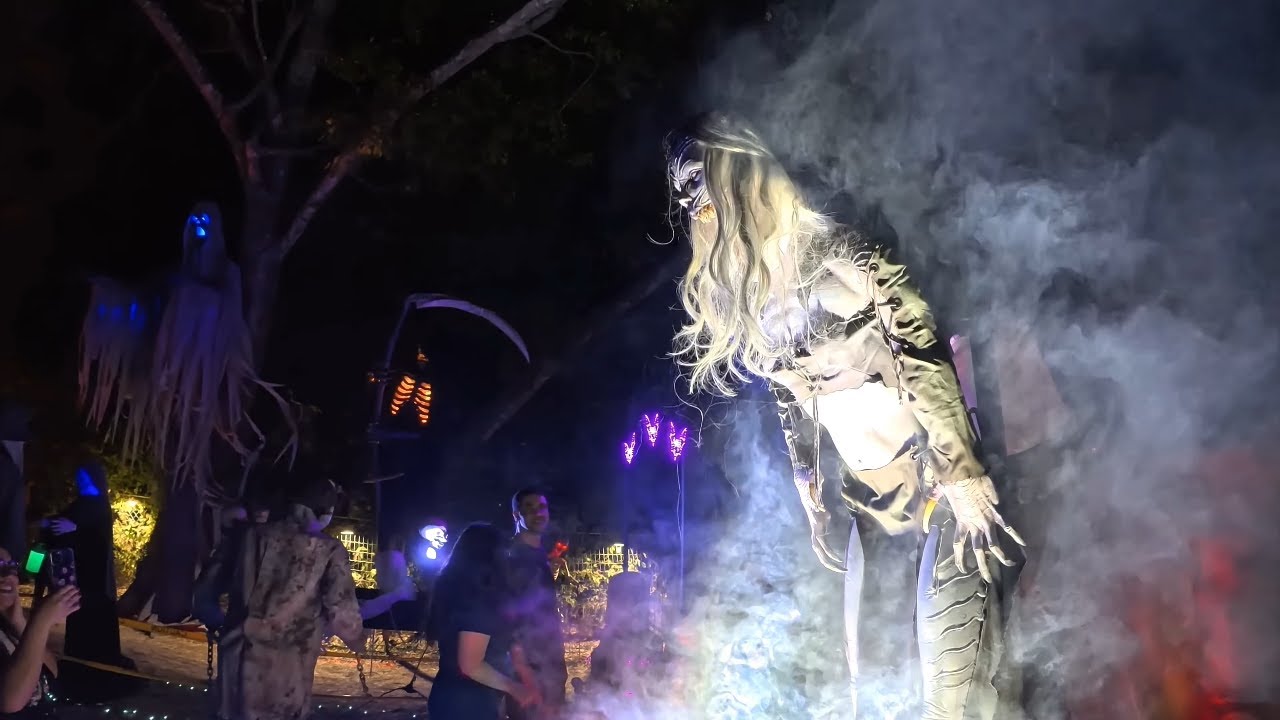 Menefee Manor Halloween House 2024 San Antonio Texas