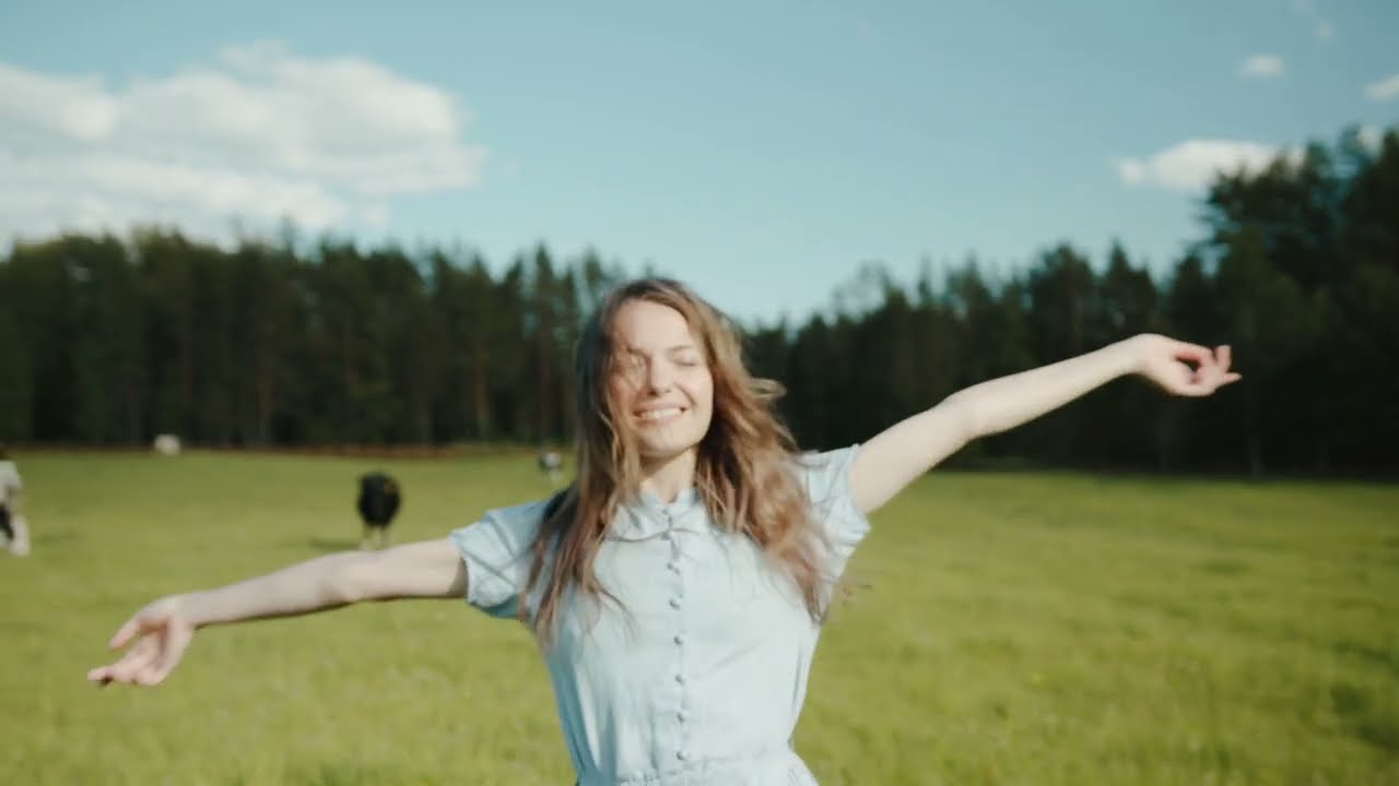 She Moved Through The Fair - Vocal by Holly Kirby