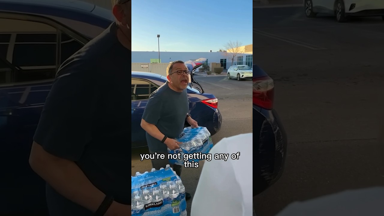 Angry delivery man demands a tip or he will take the groceries back 🤬😂 #dailyshorts #memesdaily