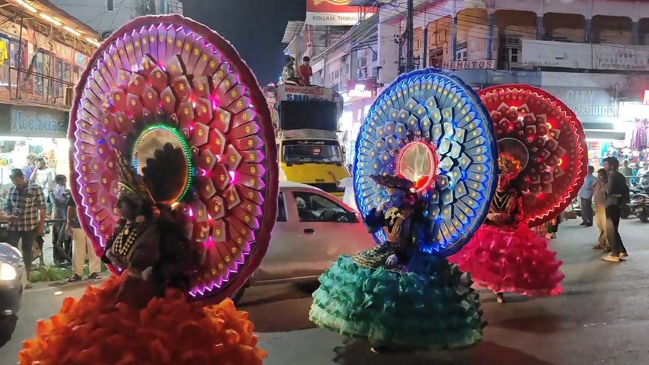 Vibrant Thamarakkulam Mahaganpathy Temple Procession | Kerala's Cultural Spectacle