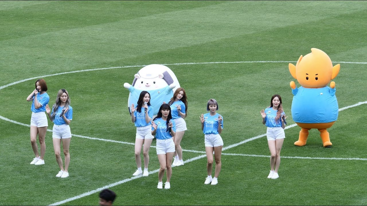 190526 모모랜드 MOMOLAND '뿜뿜 Bboom Bboom' 직캠 fancam @ 대구FC 하프타임 공연