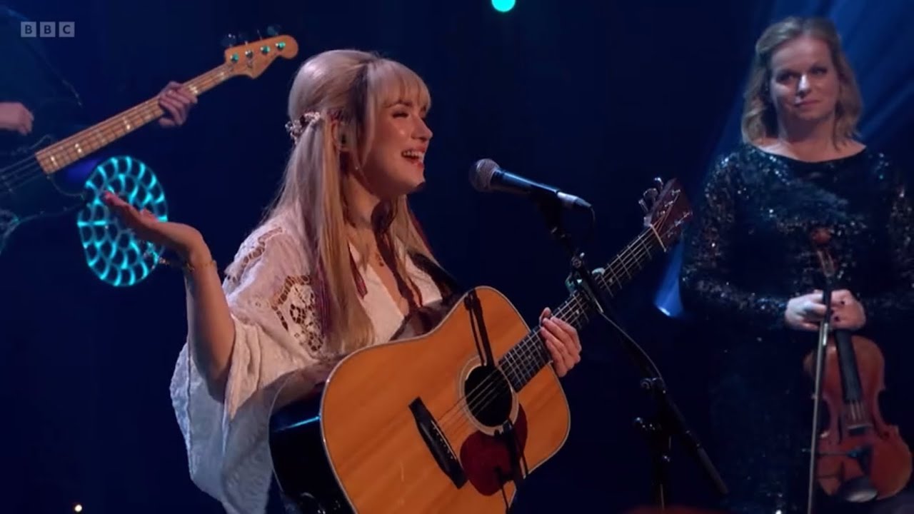 Rianne Downey - Caledonia (Live @ BBC One Scotland Hogmanay)