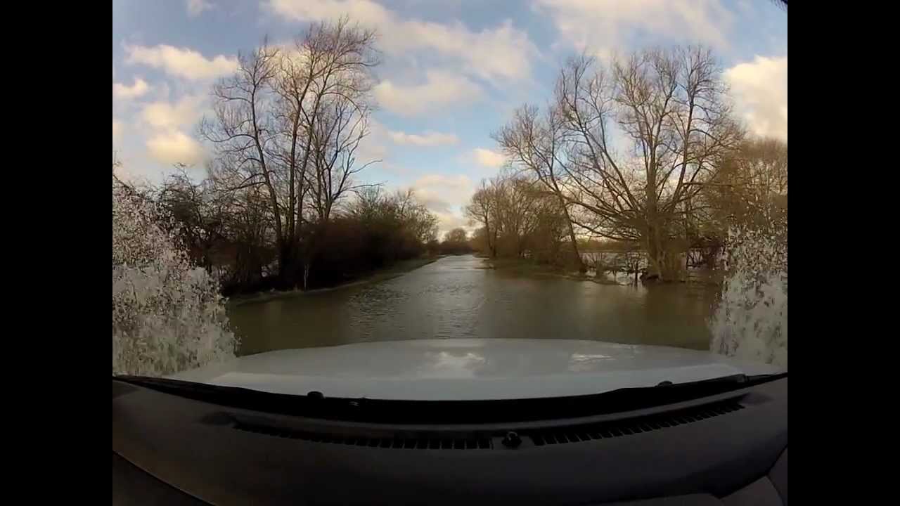 BARROW ON SOAR FLOODS NOV 2012