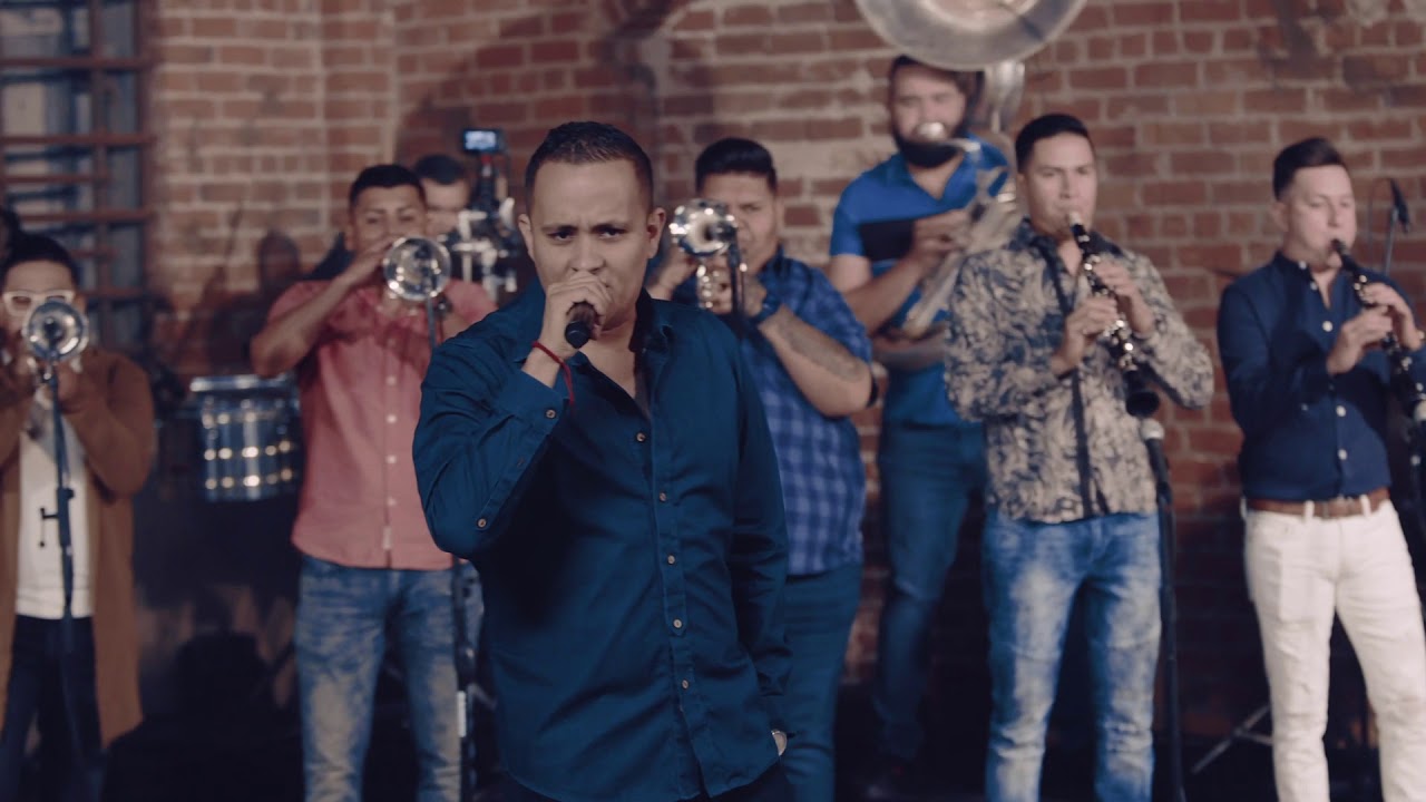 Banda La Alterada (En Vivo)- Va De Frente