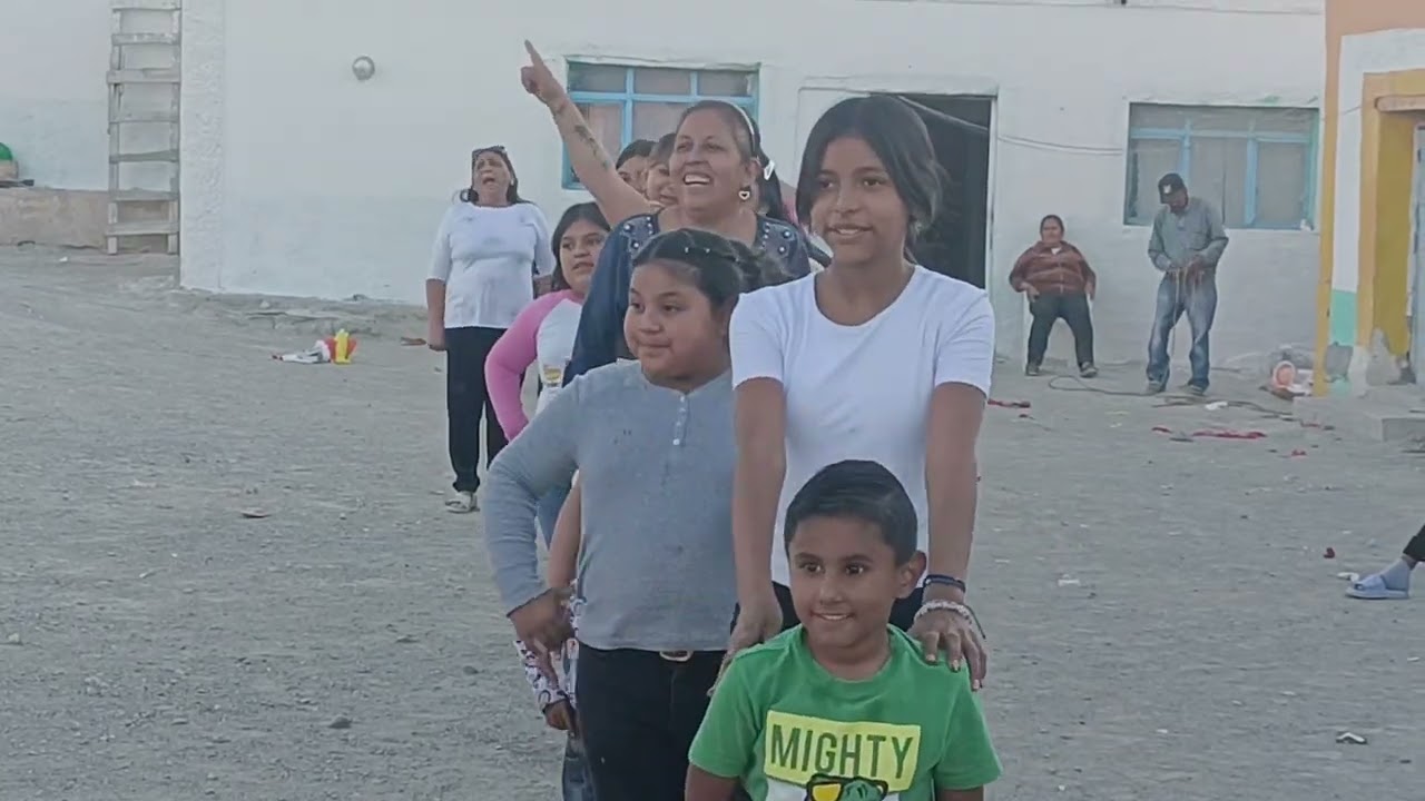 Algo del 25 de diciembre en familia, en el ejido San Isidro de Parras Coahuila🎉