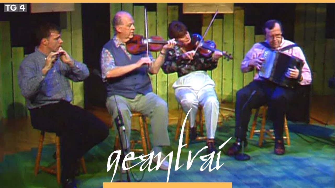 The Moving Cloud Band  - Dances at Kinvara Barndance | Inis, Co. an Chláir | Geantraí 1998 | TG4
