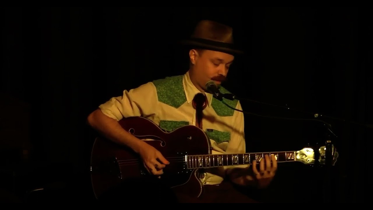 Lon Eldridge - “Country Gentleman”