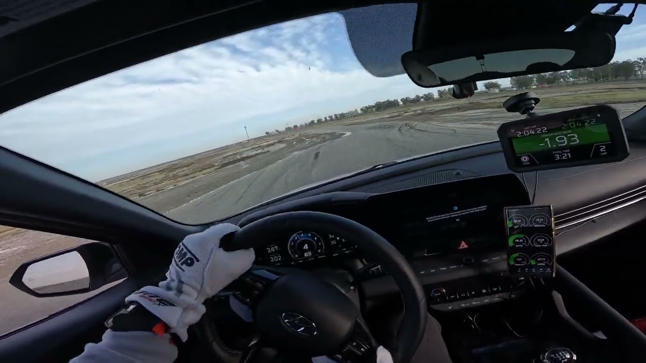 (4K) Hyundai Elantra N - PB Lap 2:02.92 Buttonwillow Raceway