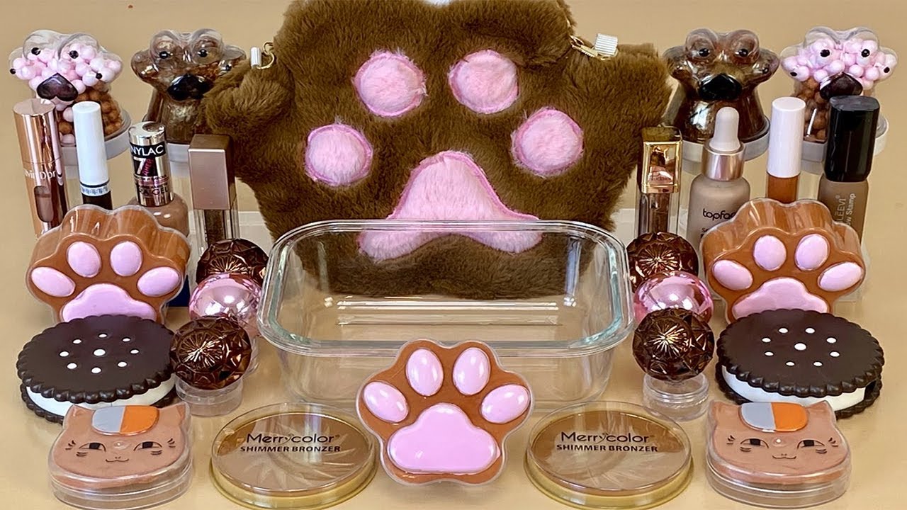 ASMR Slime 🤎🐾 Mixing ”BROWN” makeup, Eyeshadow, glitter into slime. Satisfying slime video.