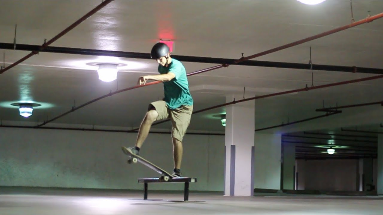 Learning Backside Lipslides and Flatbar Session!