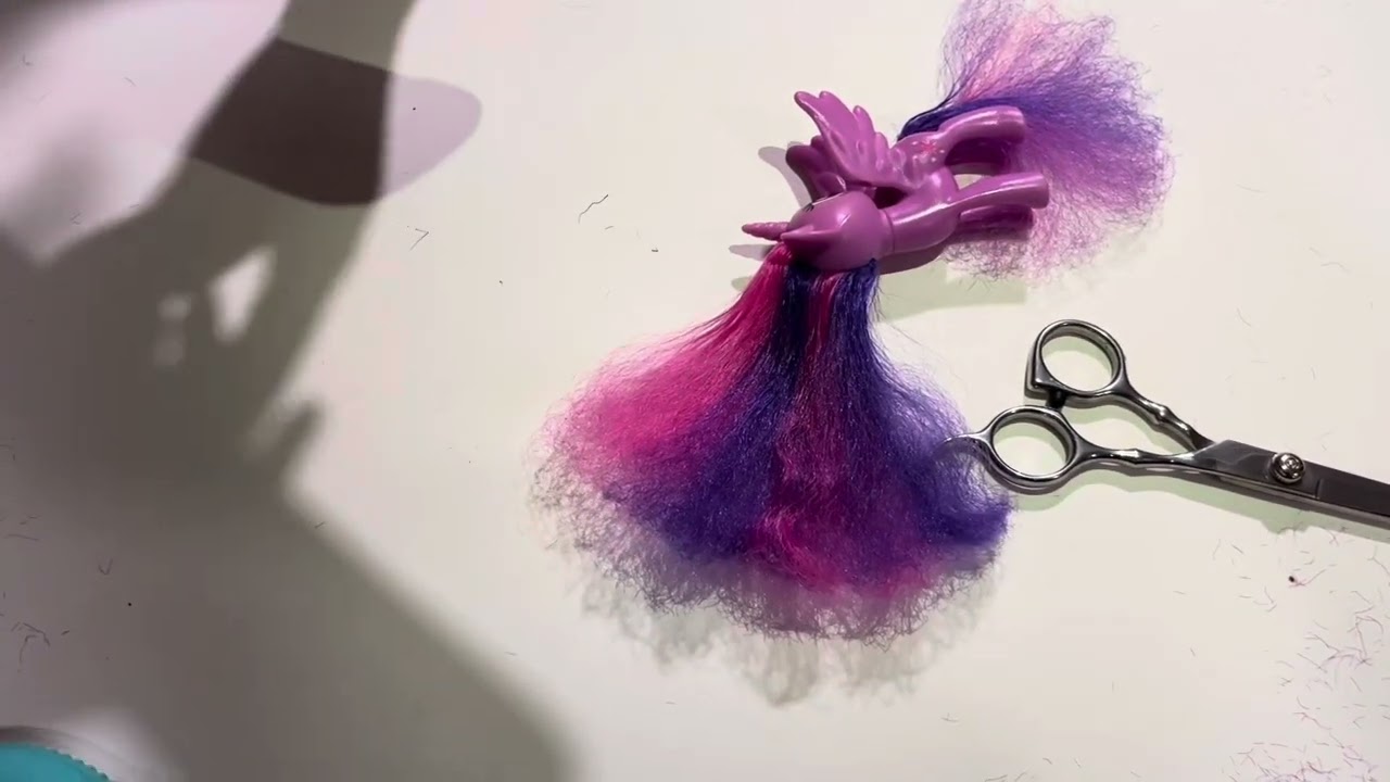 Detangle, fix, and restore frizzy doll hair