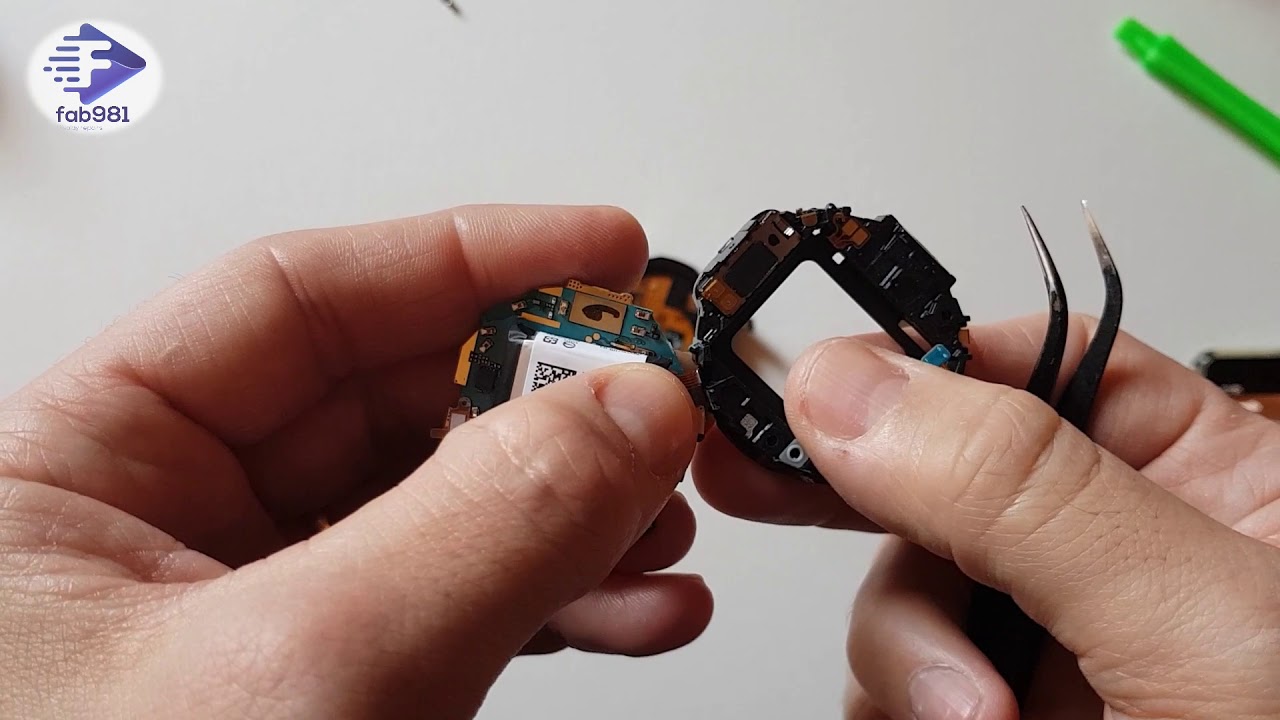 Batteria Gear S3 Frontier - Smontaggio Gear S3 Frontier - Disassembly