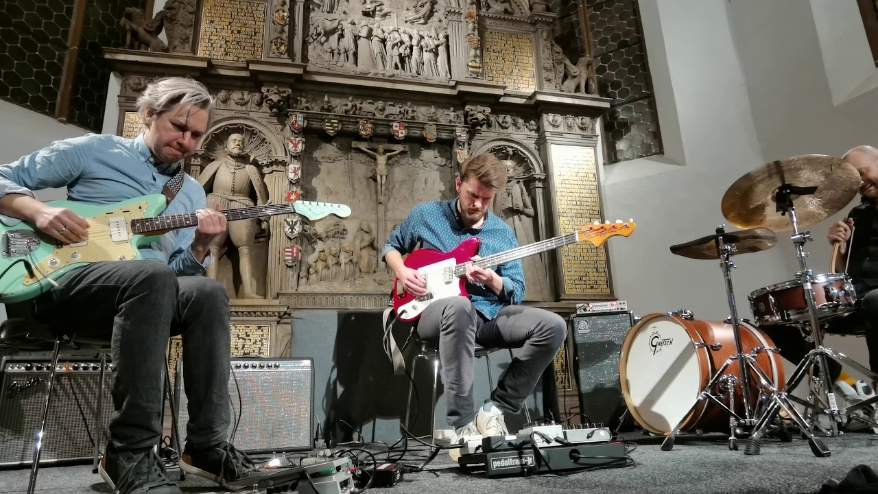 Tobias Hoffmann Trio -  