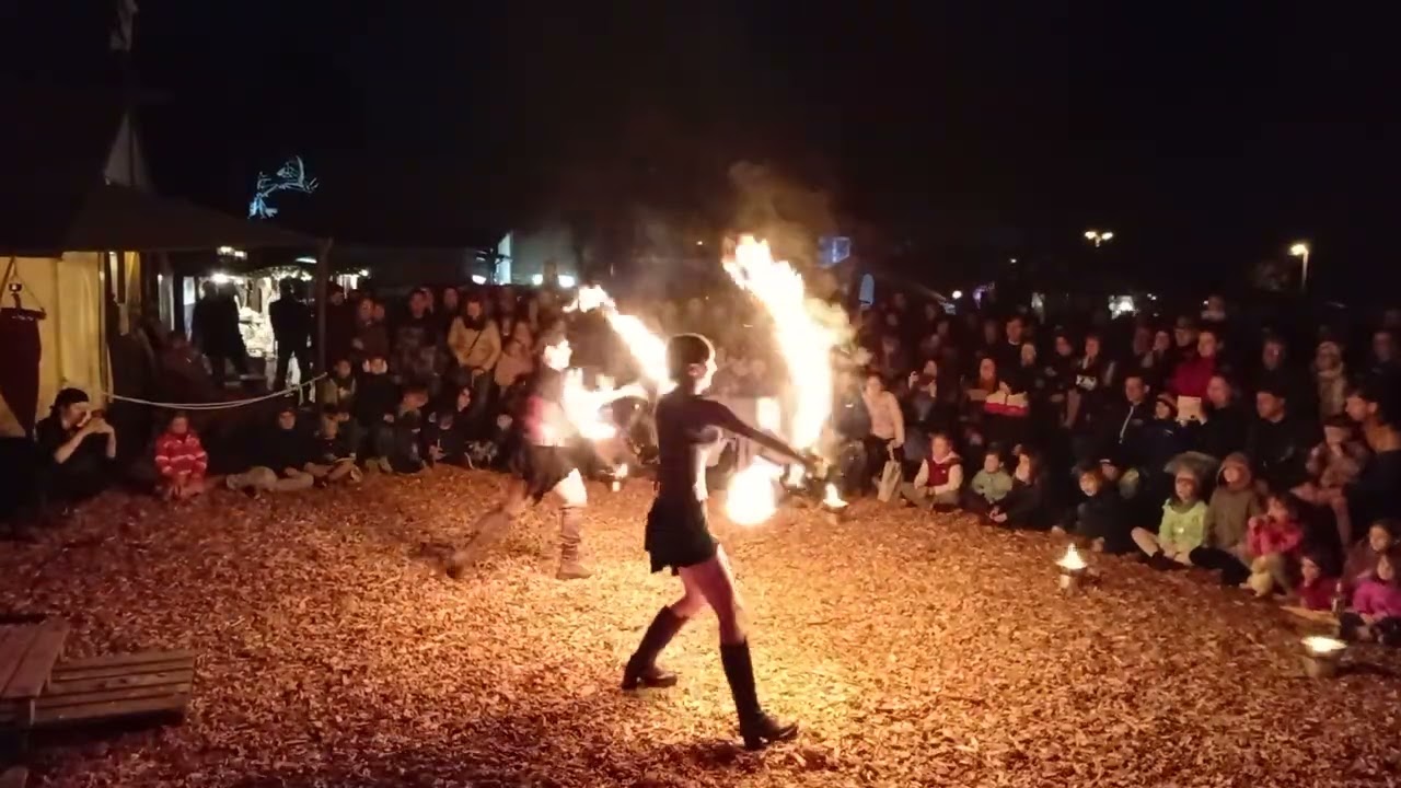 Feuerartists Perzys öregon Feuershow